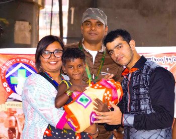 diwali celebration 2016 donation blankets and sweets